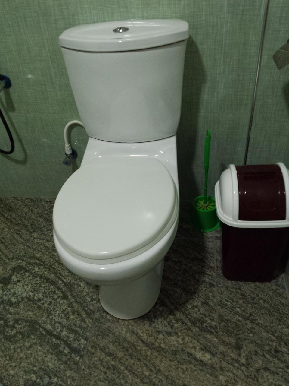 Hotel Nimjaya 达瓦拉维 外观 照片
